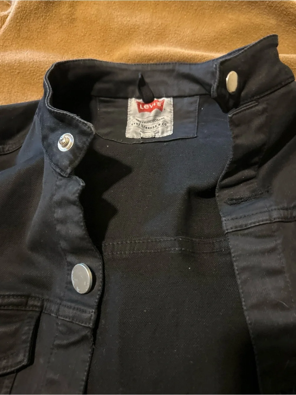 Levi's Black Snap-Collar Trucker Jacket NWOT - Picture 1 of 5